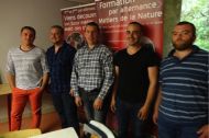 Nicolas Robert, Christophe Moreau, David Surcin, Quentin Plumas et Adrien Collet sont les premiers salariés du secteur forestier à suivre la formation comptable dispensée à la MFR de la Ferté-Bernard.
